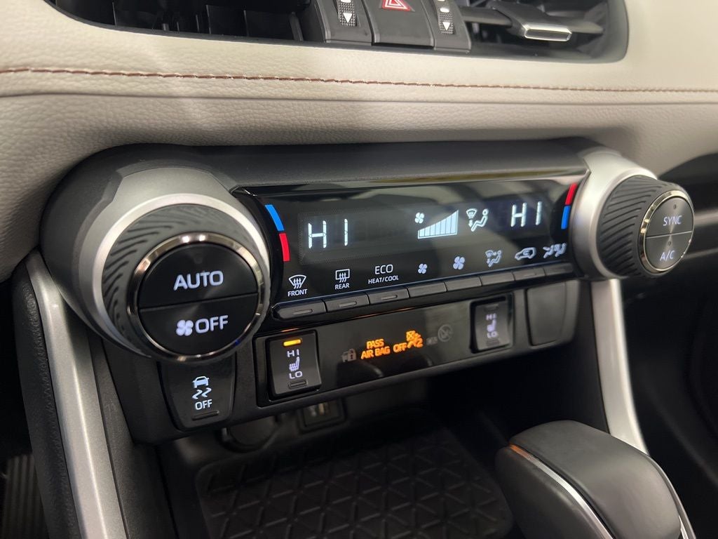 2025 Toyota RAV4 Hybrid XLE Premium