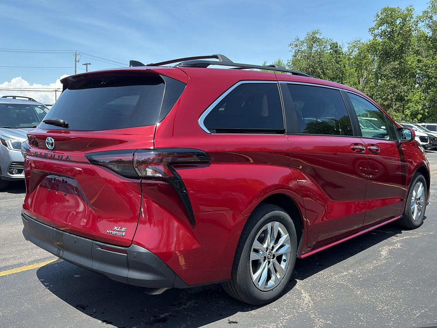 2024 Toyota Sienna XLE