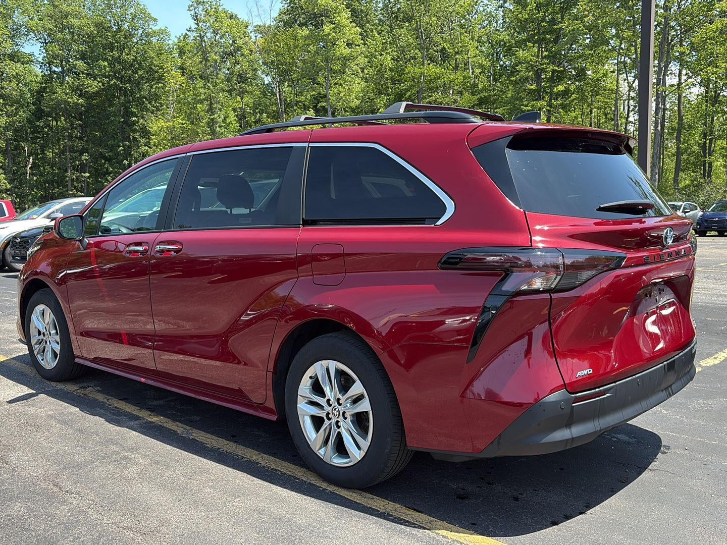 2024 Toyota Sienna XLE