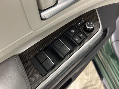 2024 Toyota Sienna Limited 7 Passenger