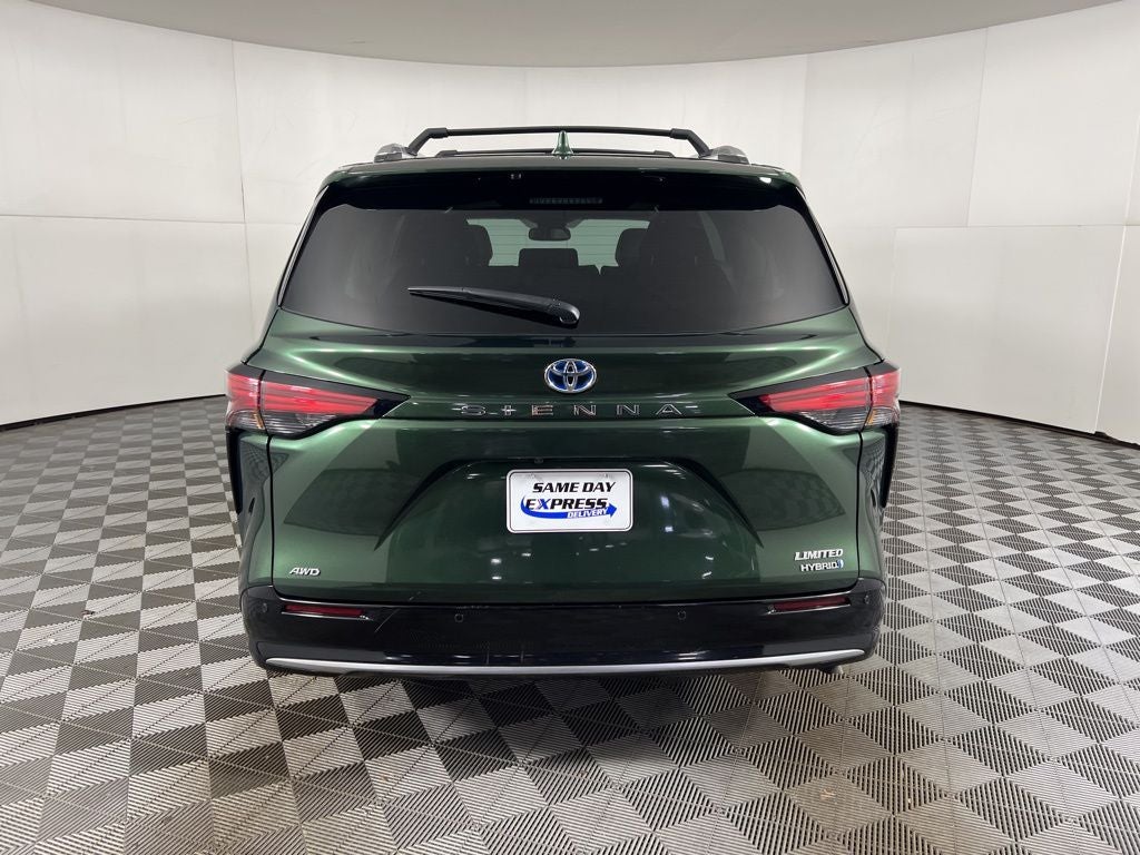 2024 Toyota Sienna Limited 7 Passenger