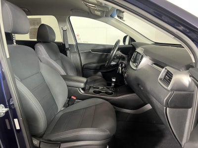 2019 Kia Sorento S V6