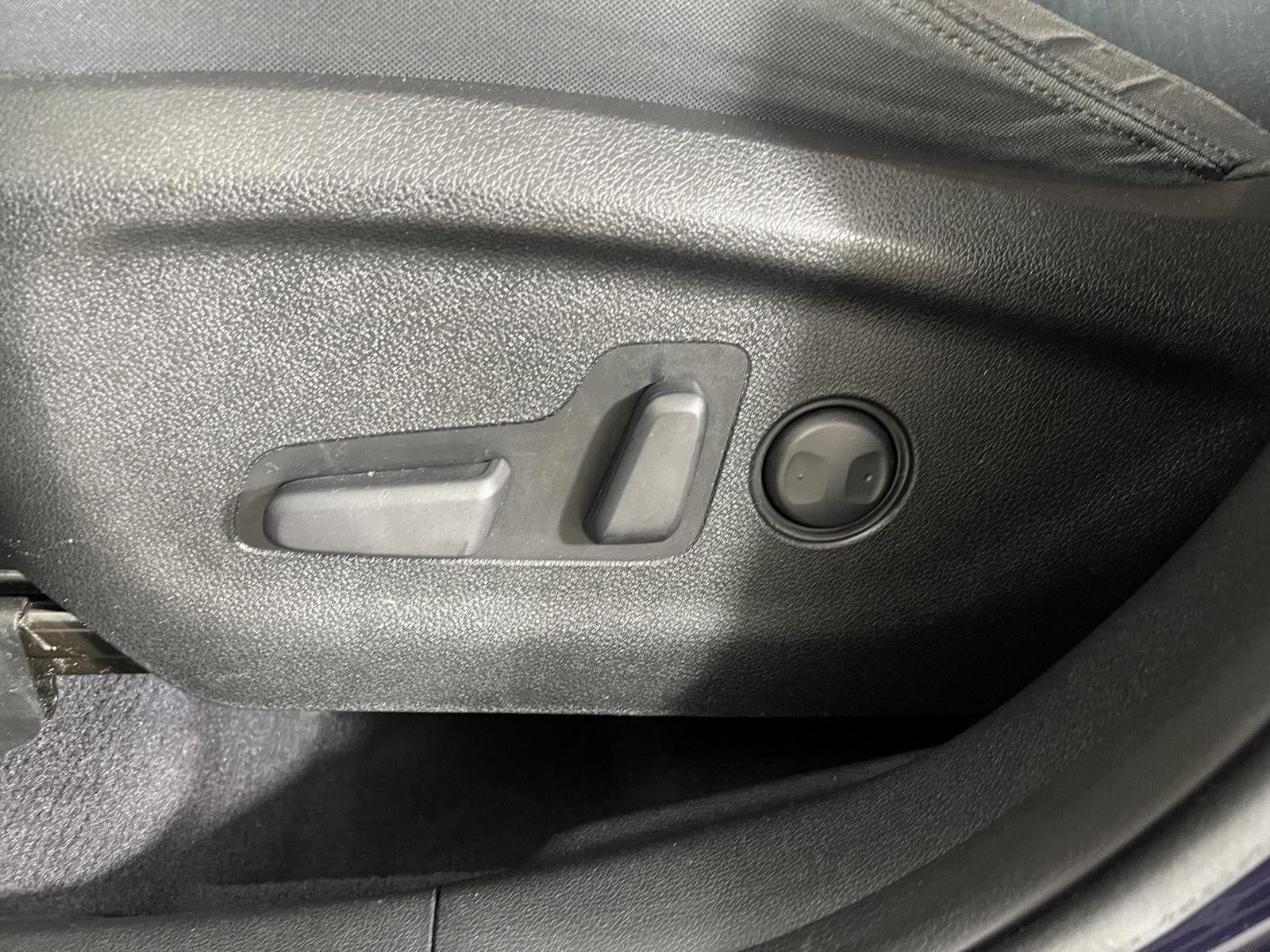 2019 Kia Sorento S V6