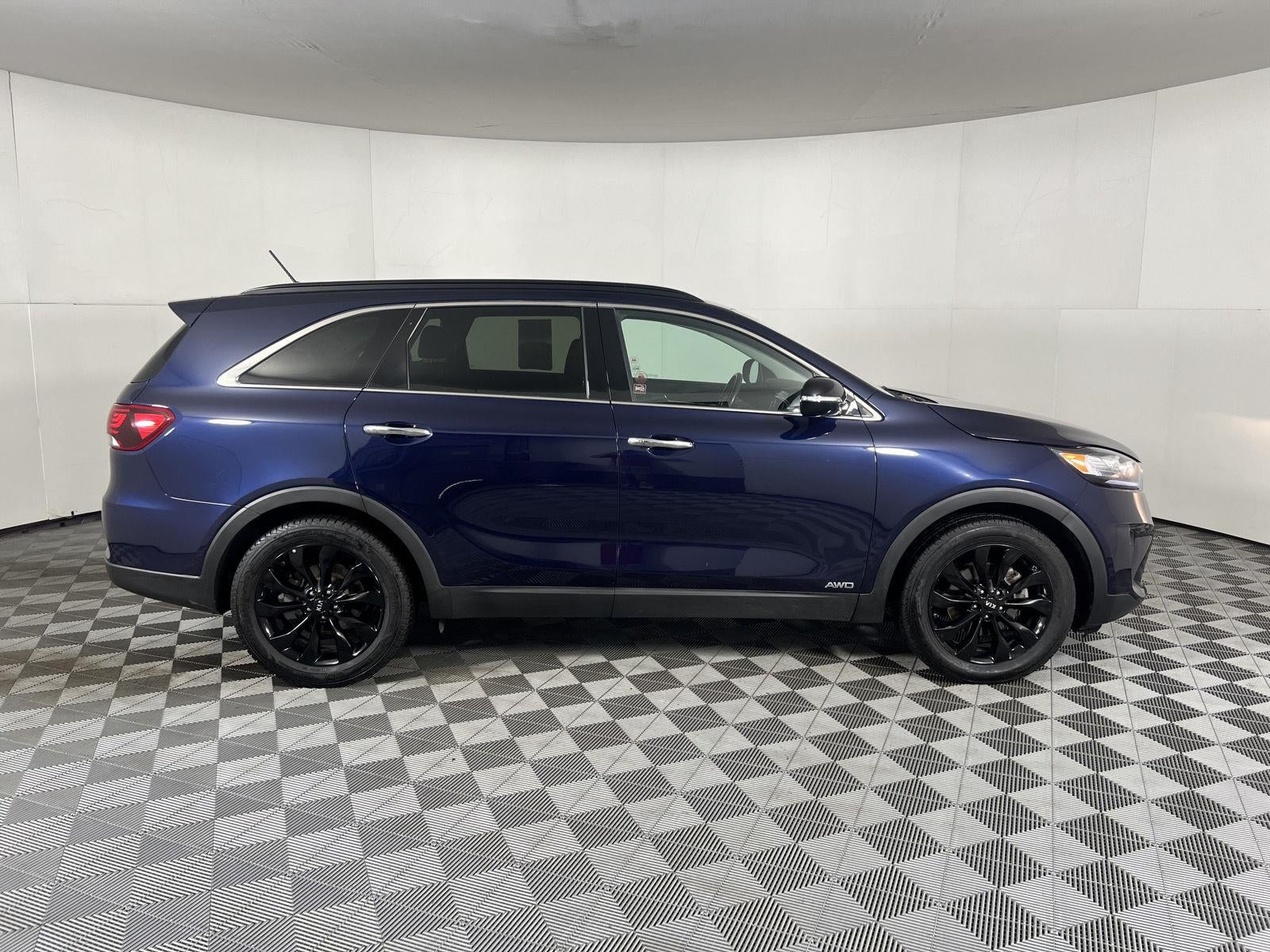 2019 Kia Sorento S V6