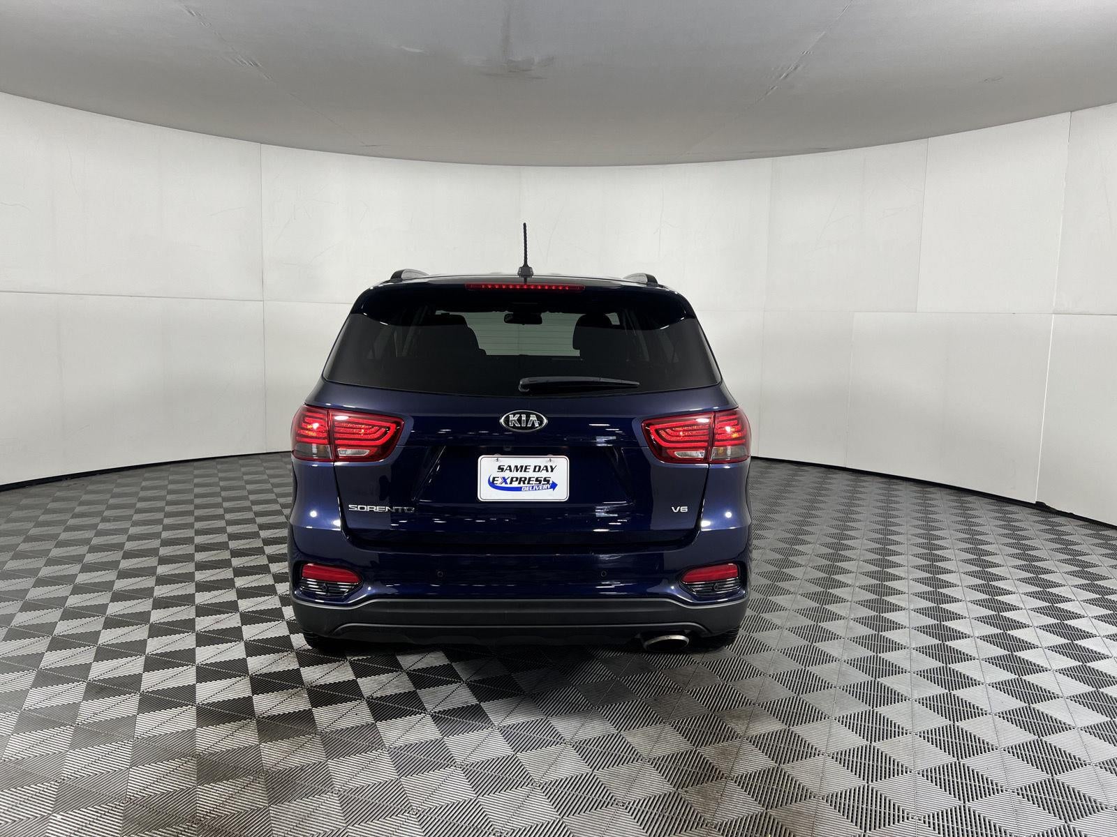 2019 Kia Sorento S V6
