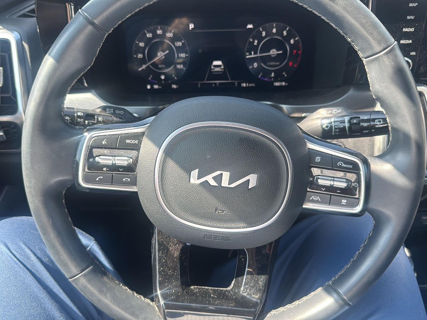 2023 Kia Sorento SX
