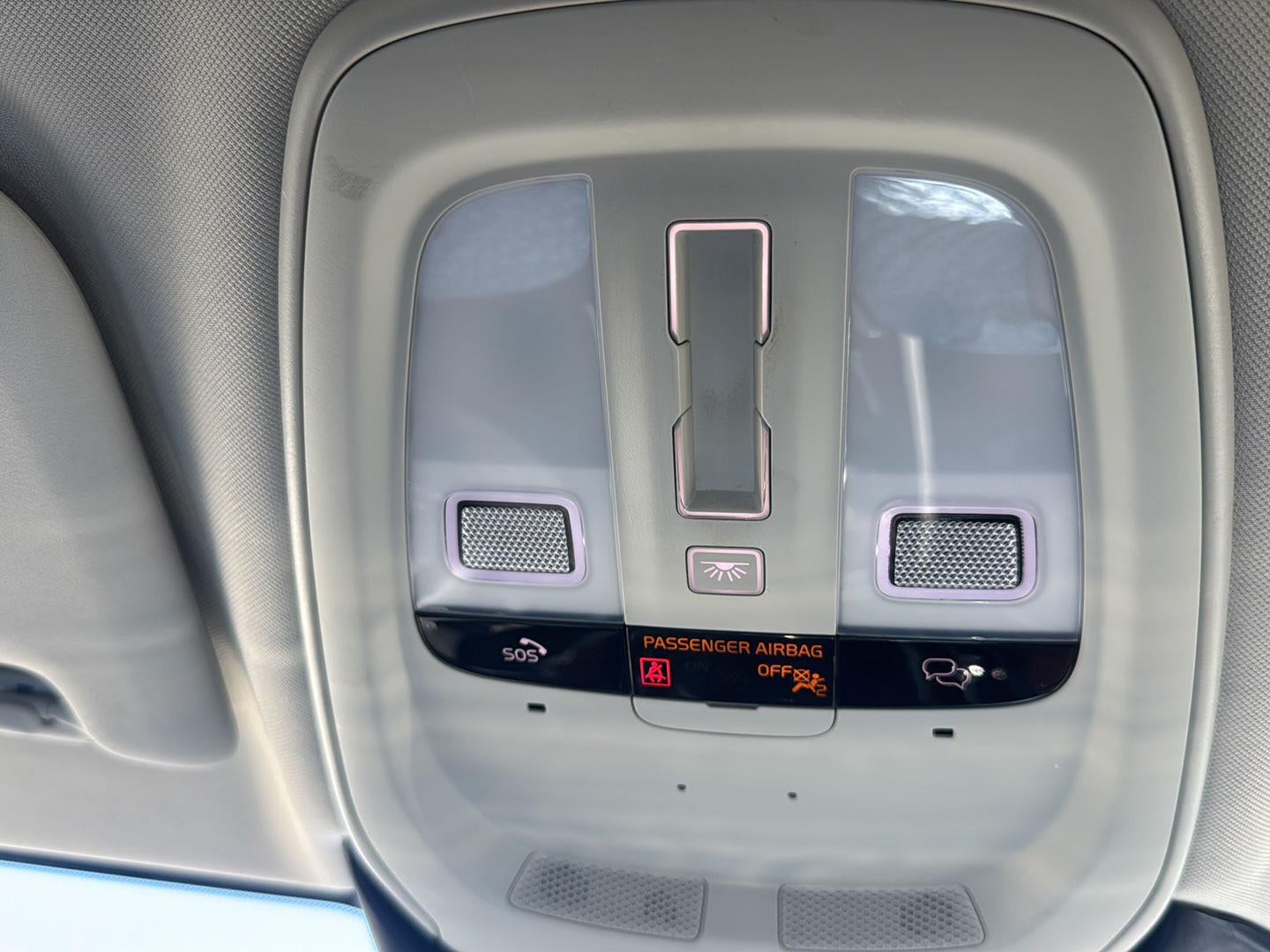 2024 Volvo S60 Plus Dark Theme