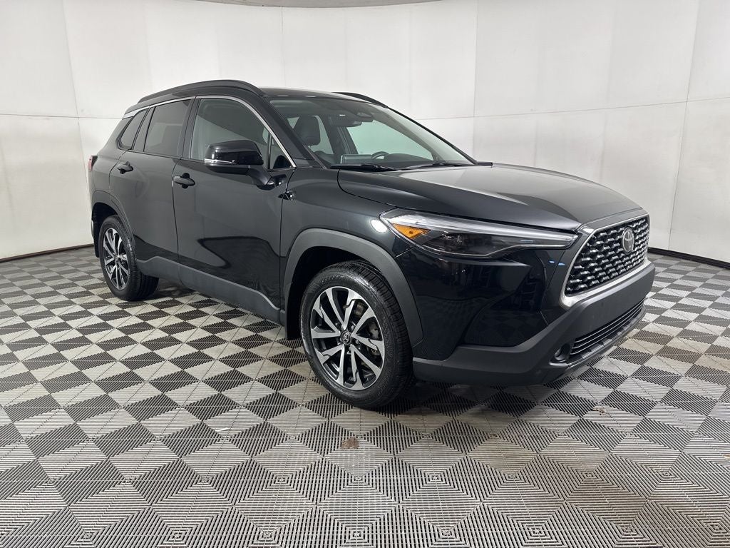 2024 Toyota Corolla Cross XLE