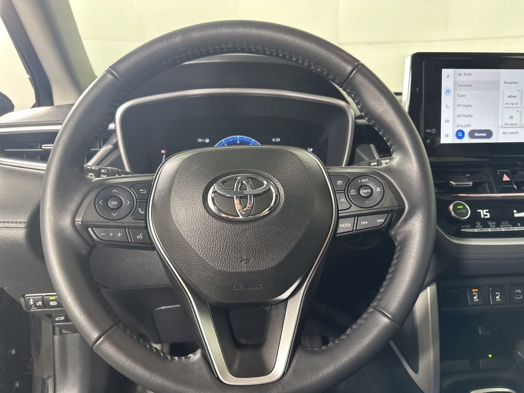 2024 Toyota Corolla Cross XLE