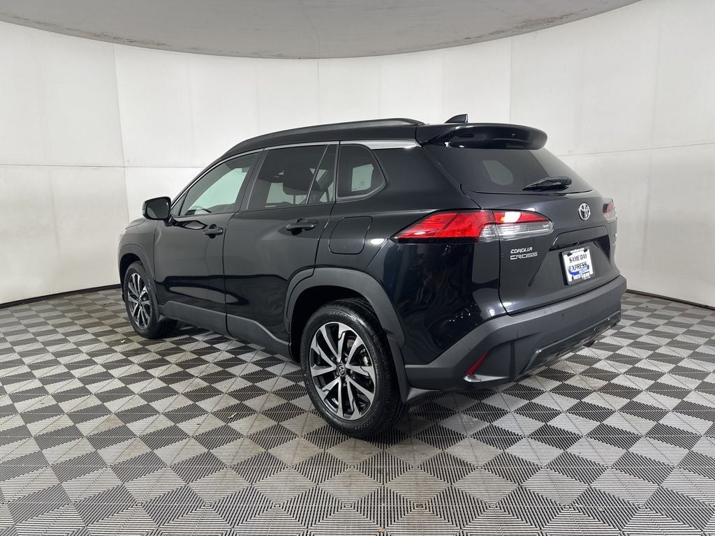 2024 Toyota Corolla Cross XLE