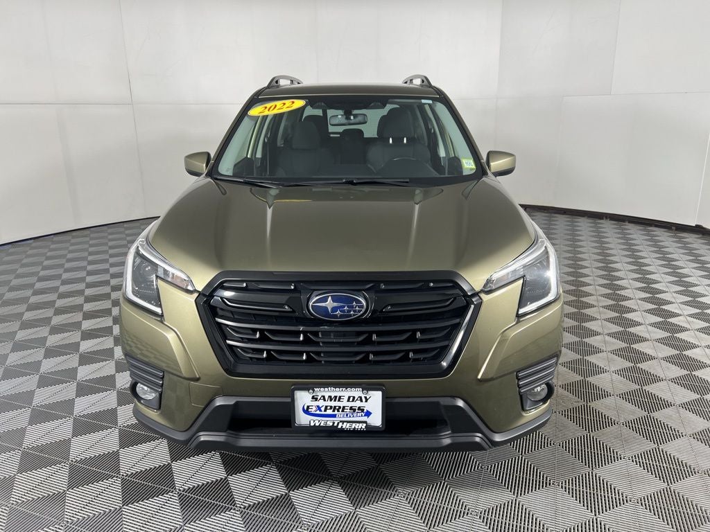 2022 Subaru Forester Premium