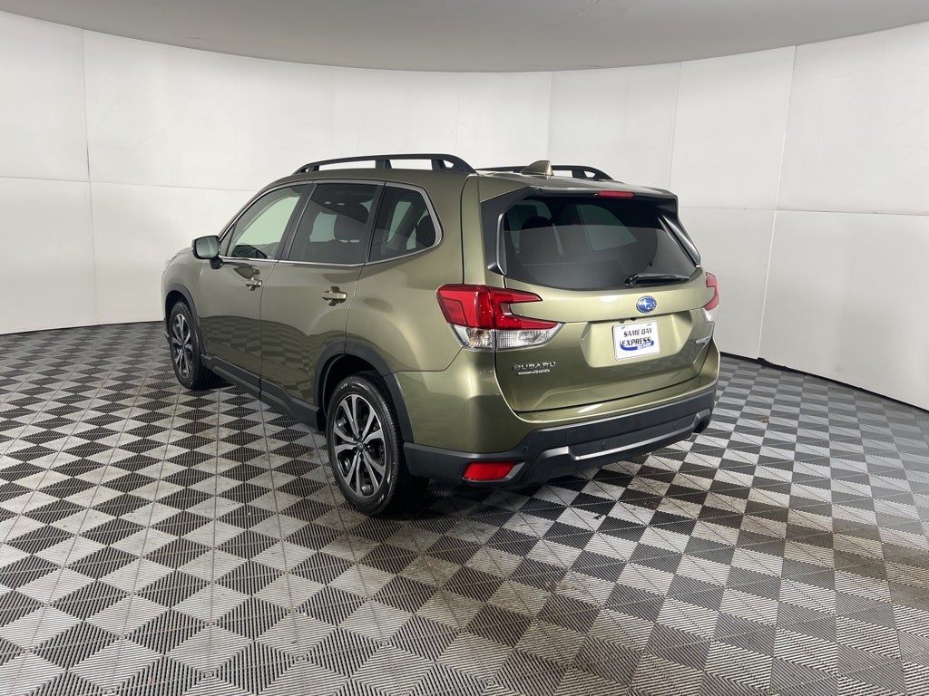 2023 Subaru Forester Premium
