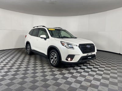 2023 Subaru Forester Premium