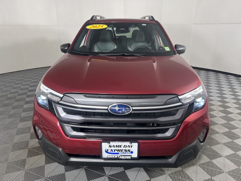2025 Subaru Forester Premium