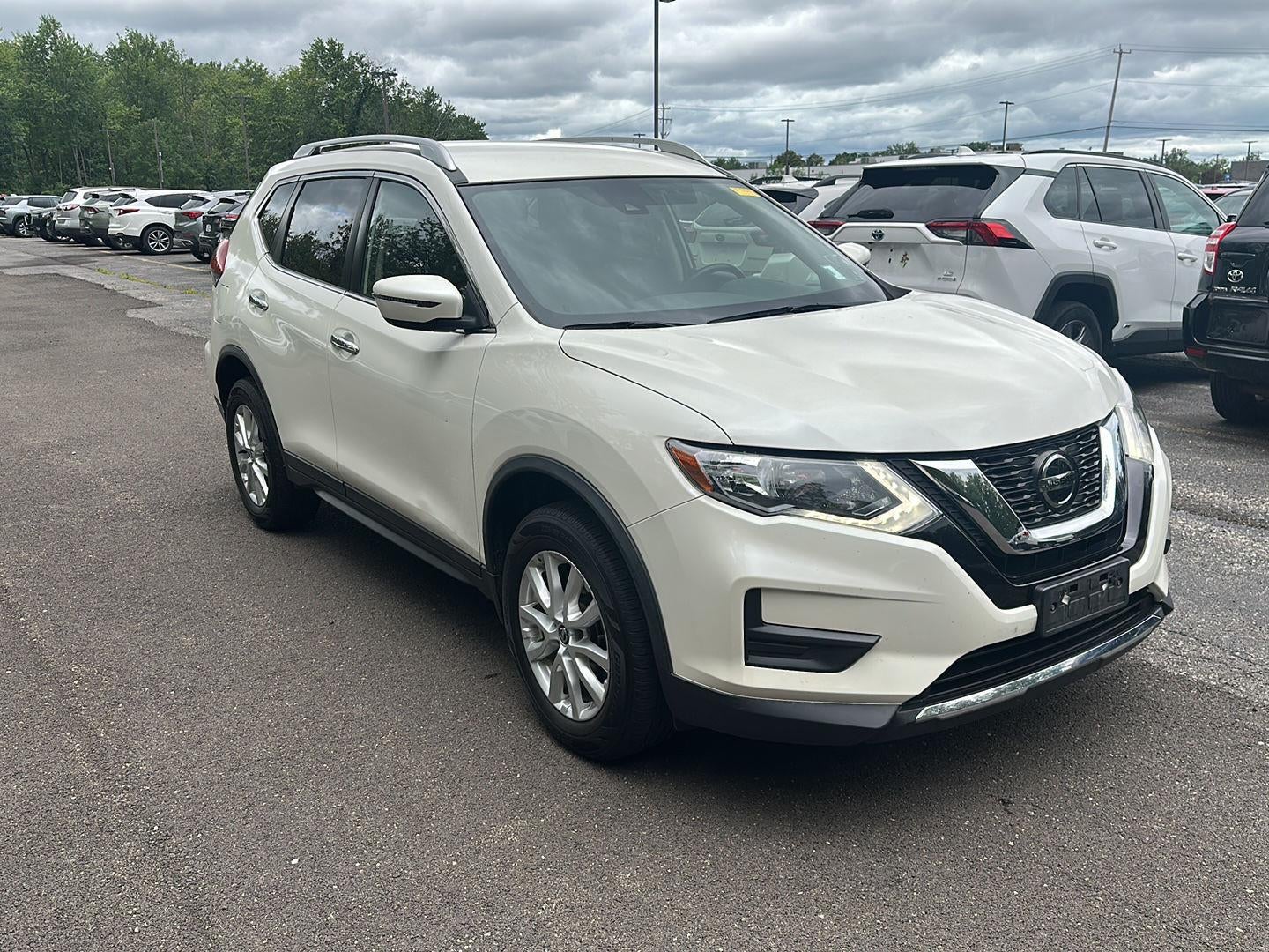 2020 Nissan Rogue SV