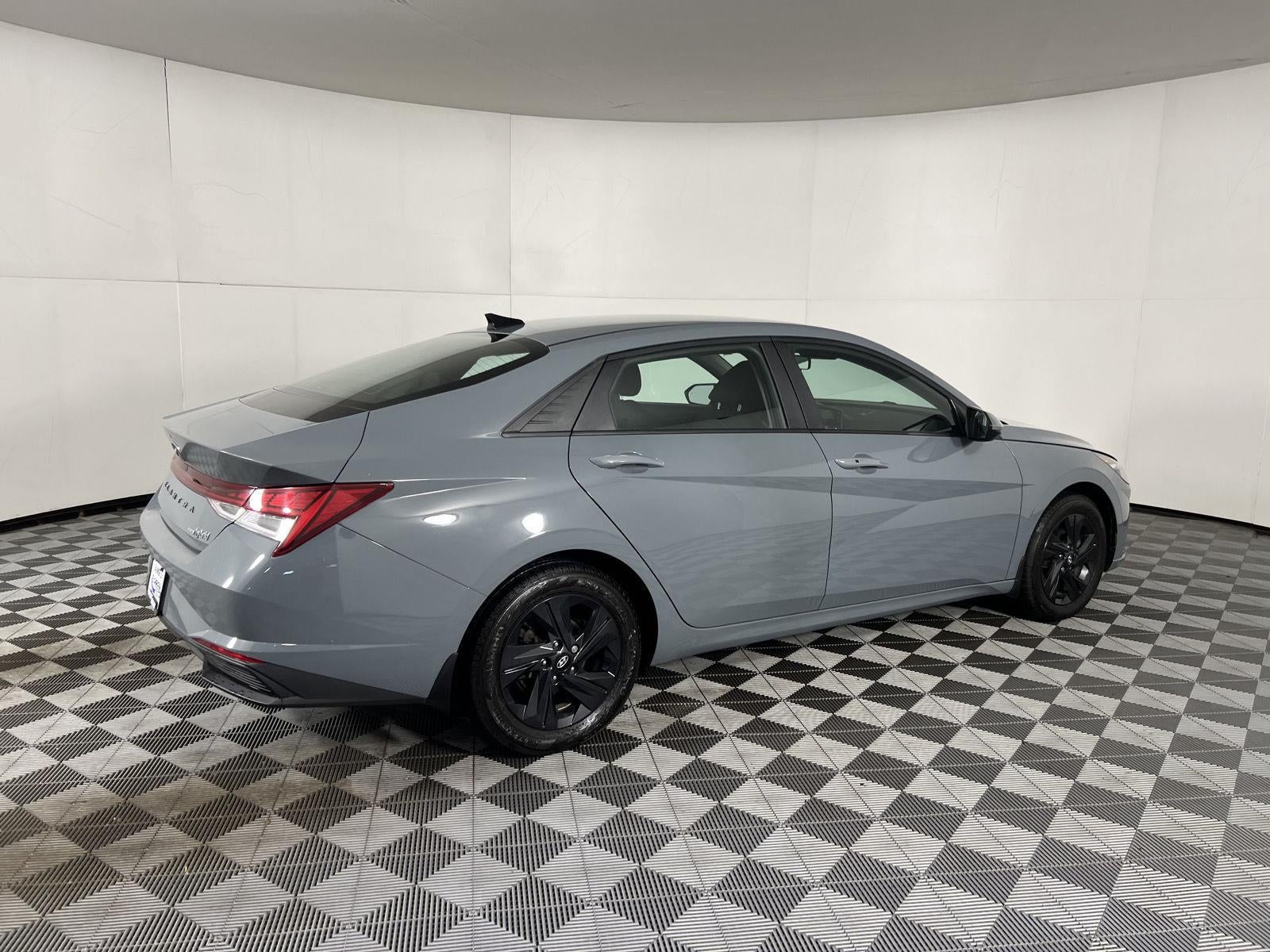 2022 Hyundai Elantra Hybrid Blue