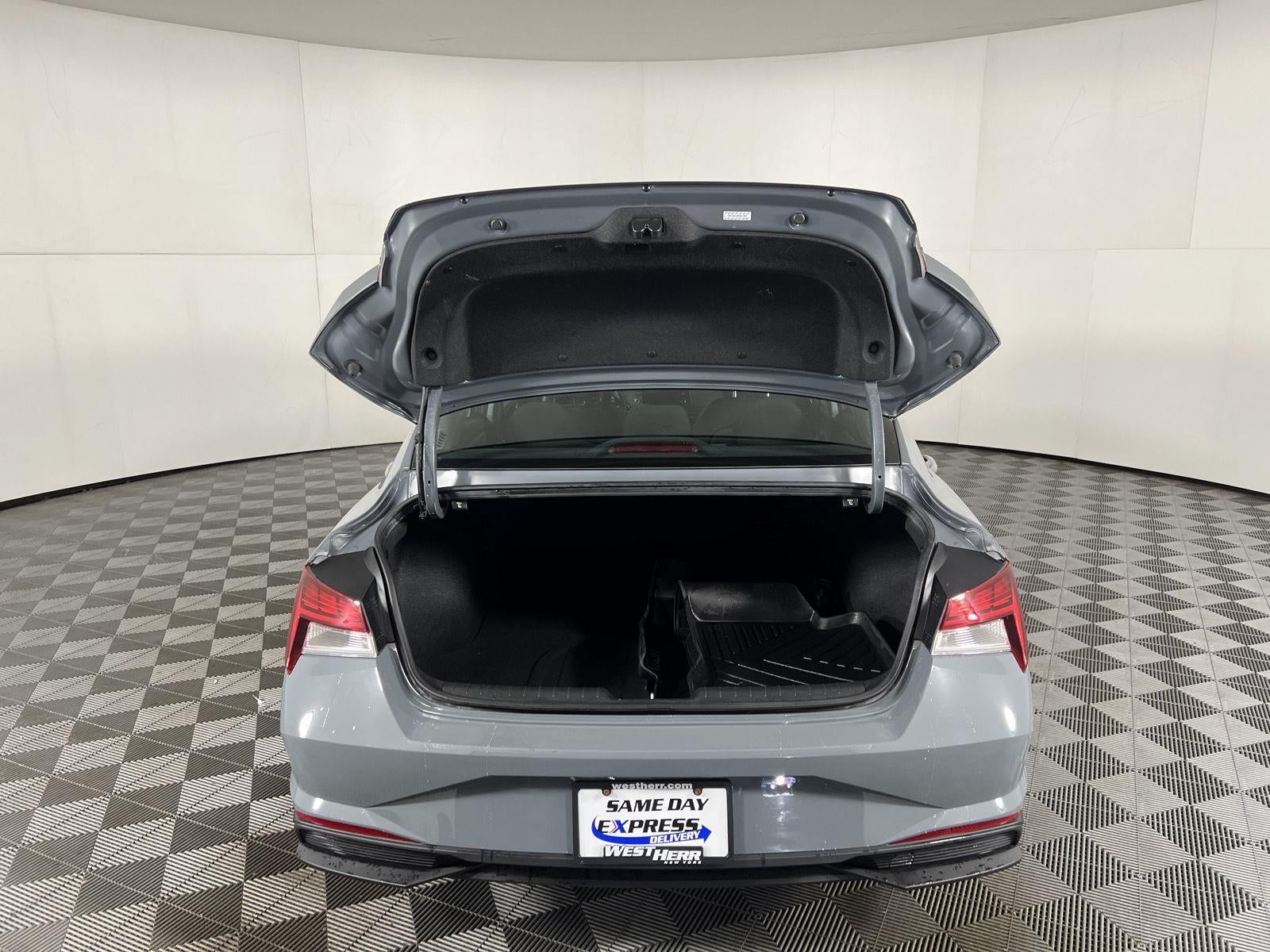 2022 Hyundai Elantra Hybrid Blue
