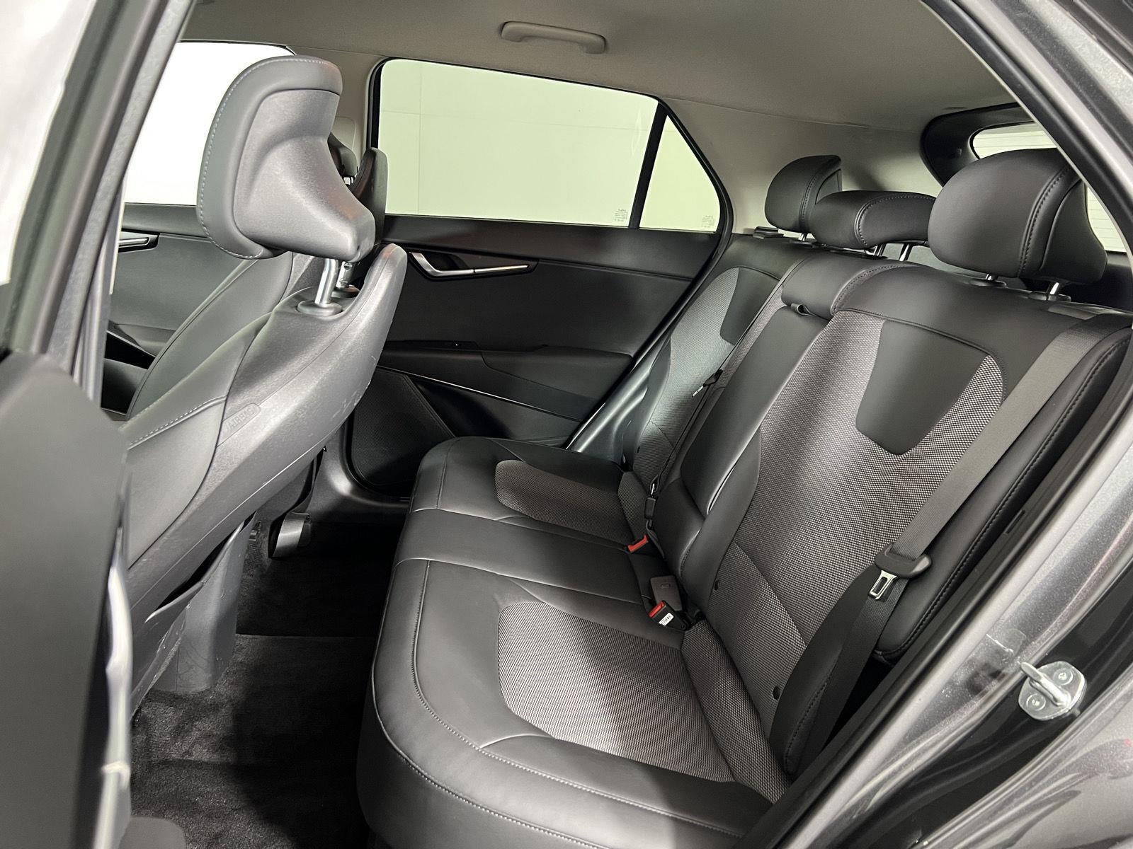 2024 Kia Niro EX