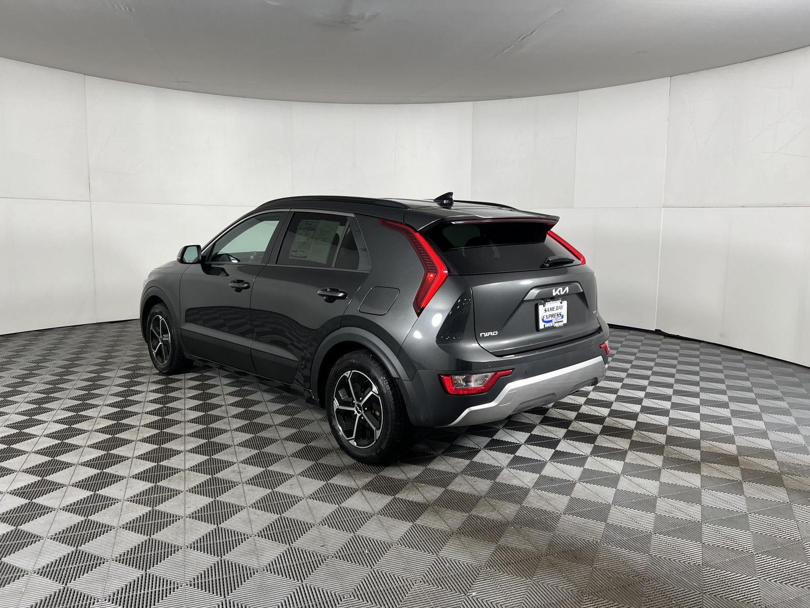 2024 Kia Niro EX