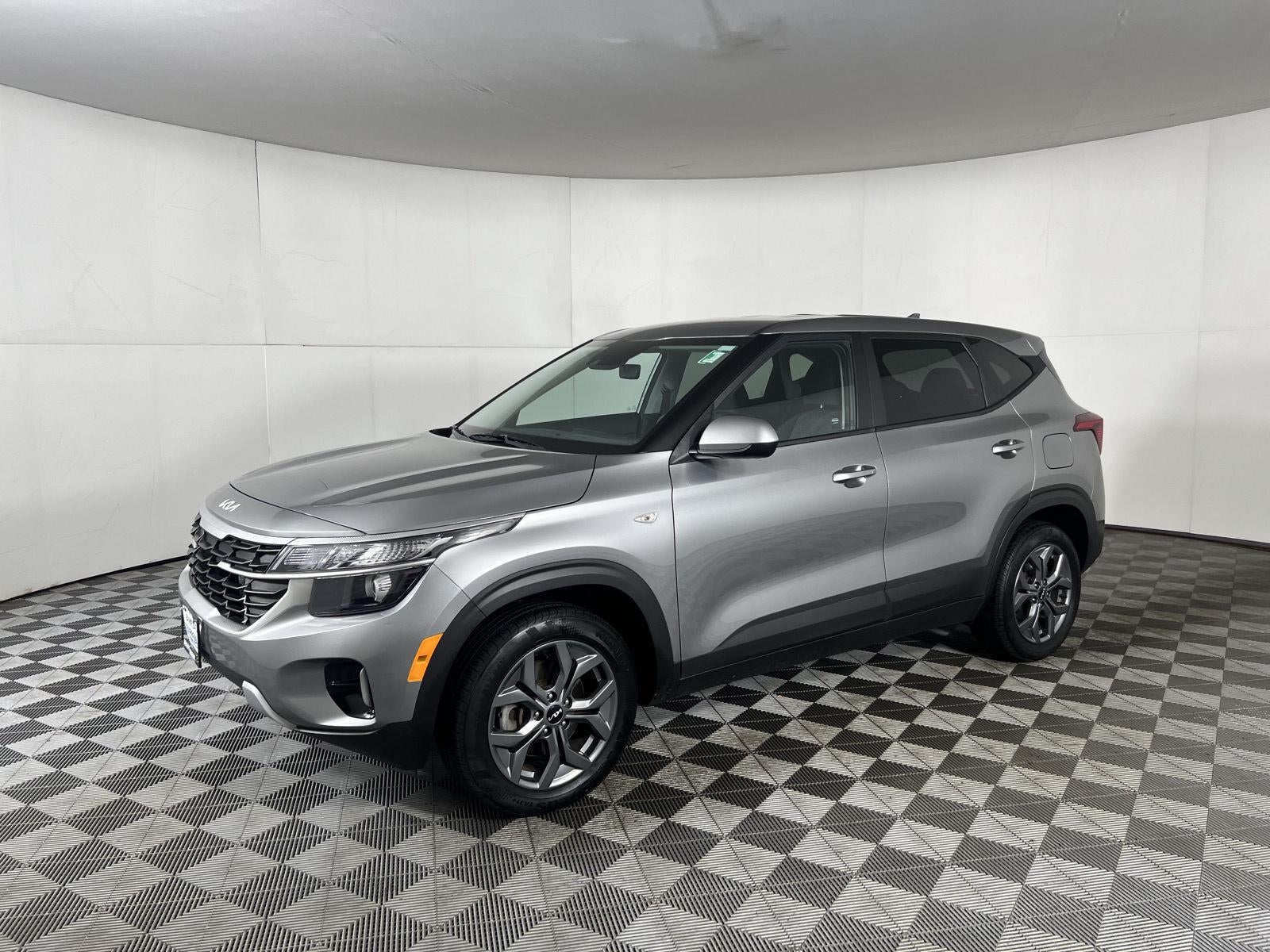 2024 Kia Seltos LX