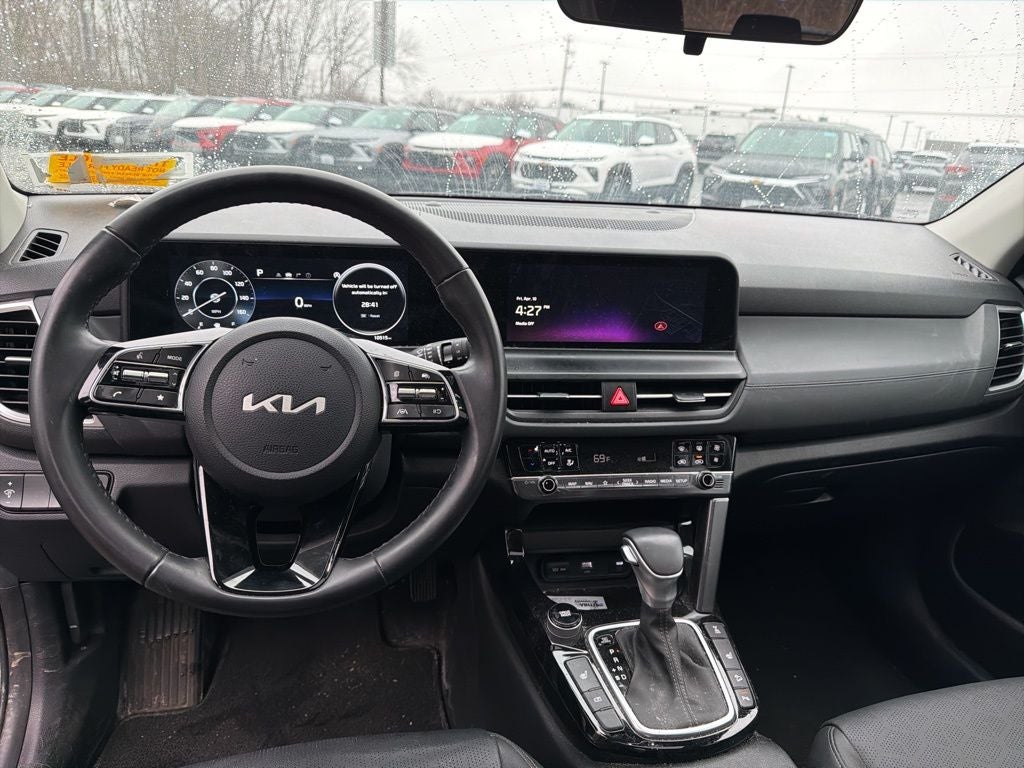 2025 Kia Seltos EX