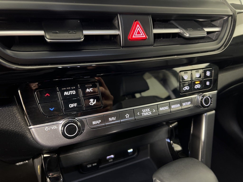 2025 Kia Seltos S AWD Certified