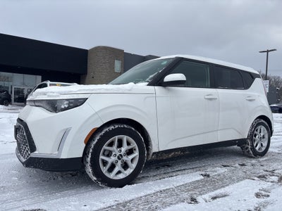 2023 Kia Soul LX Certified