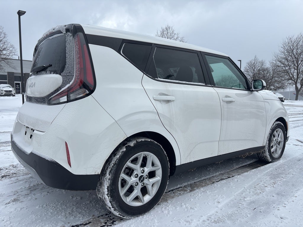 2023 Kia Soul LX Certified