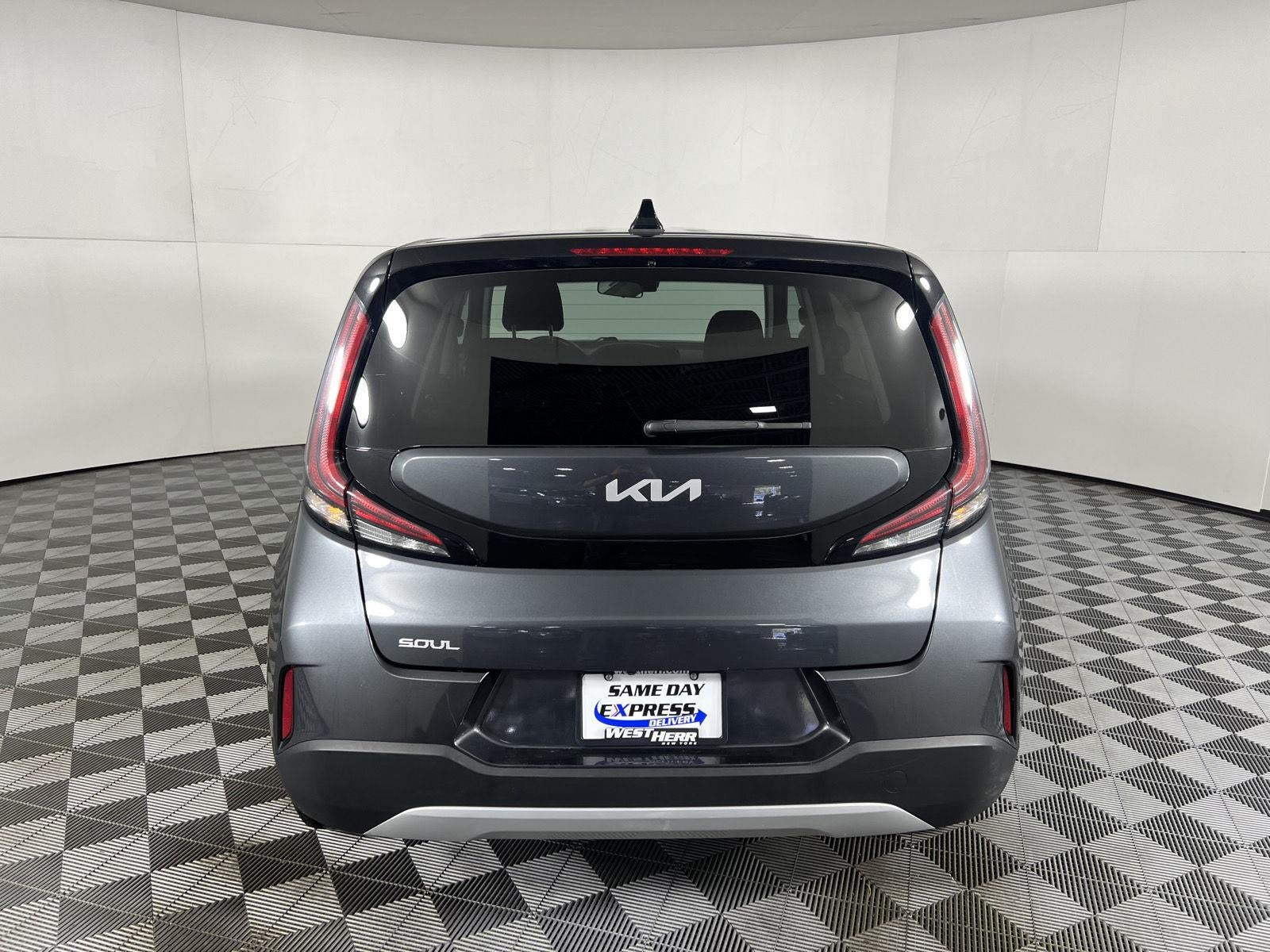 2024 Kia Soul LX