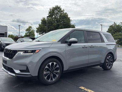 2024 Kia Carnival EX