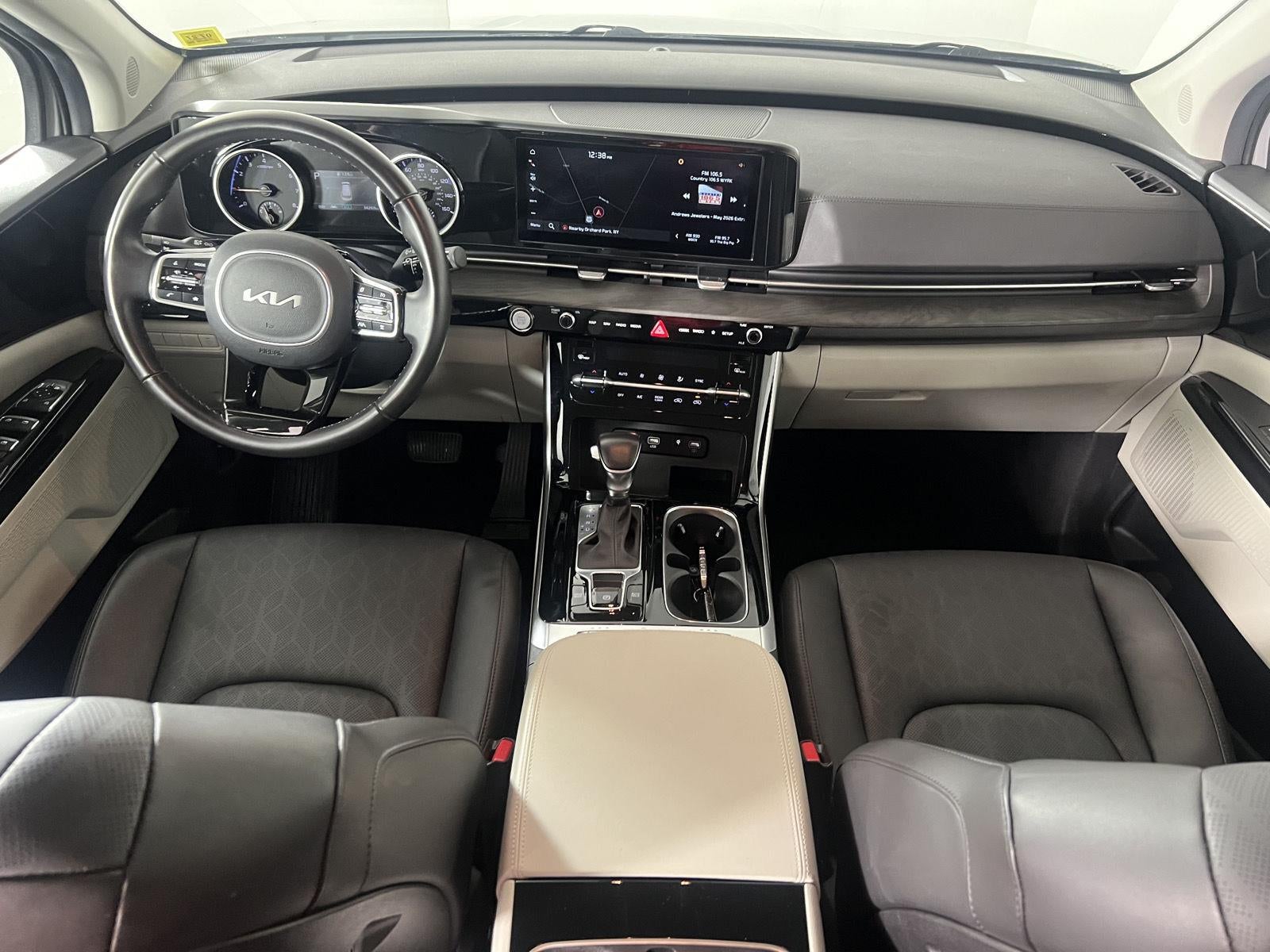 2024 Kia Carnival EX