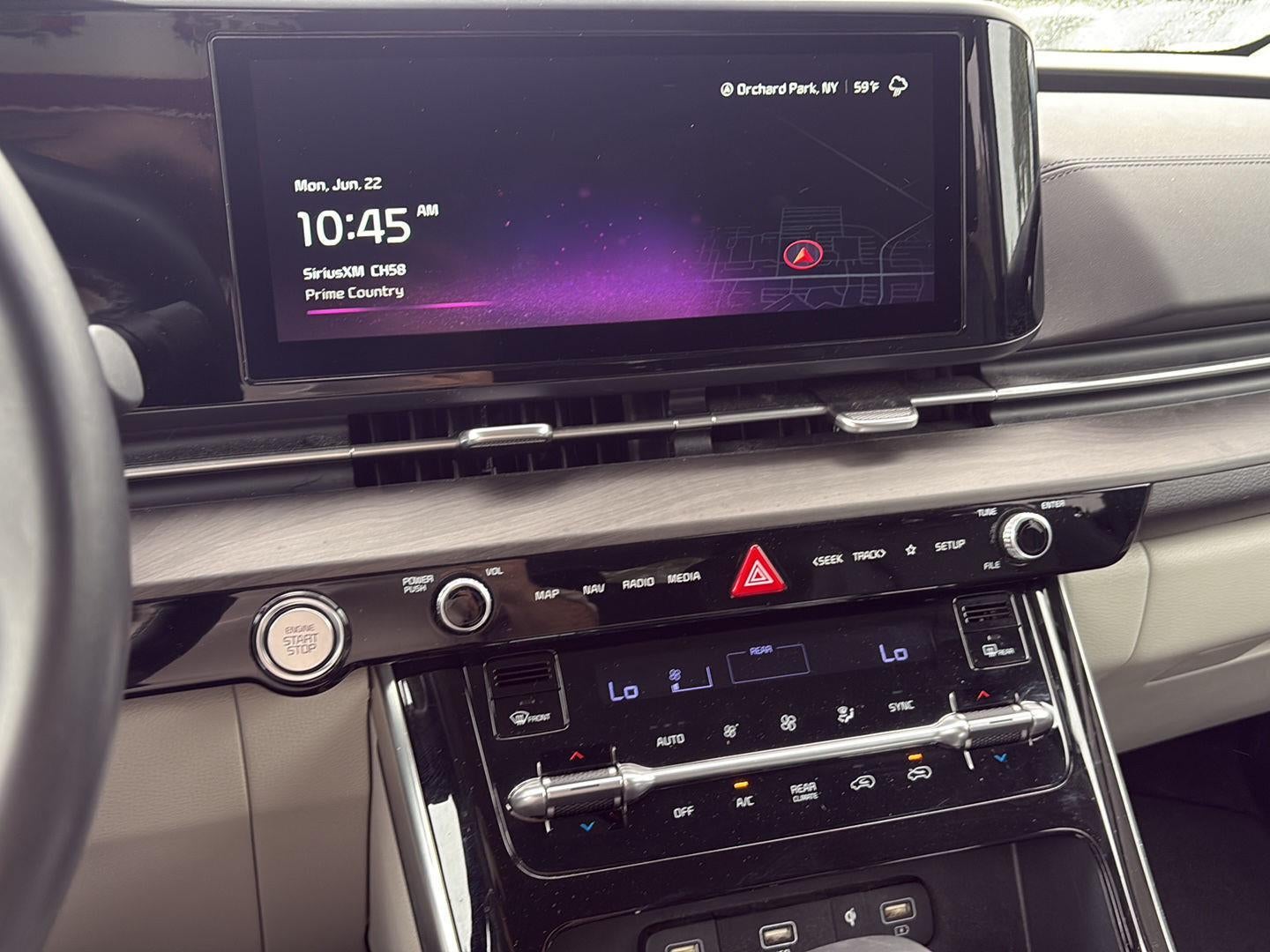 2024 Kia Carnival EX
