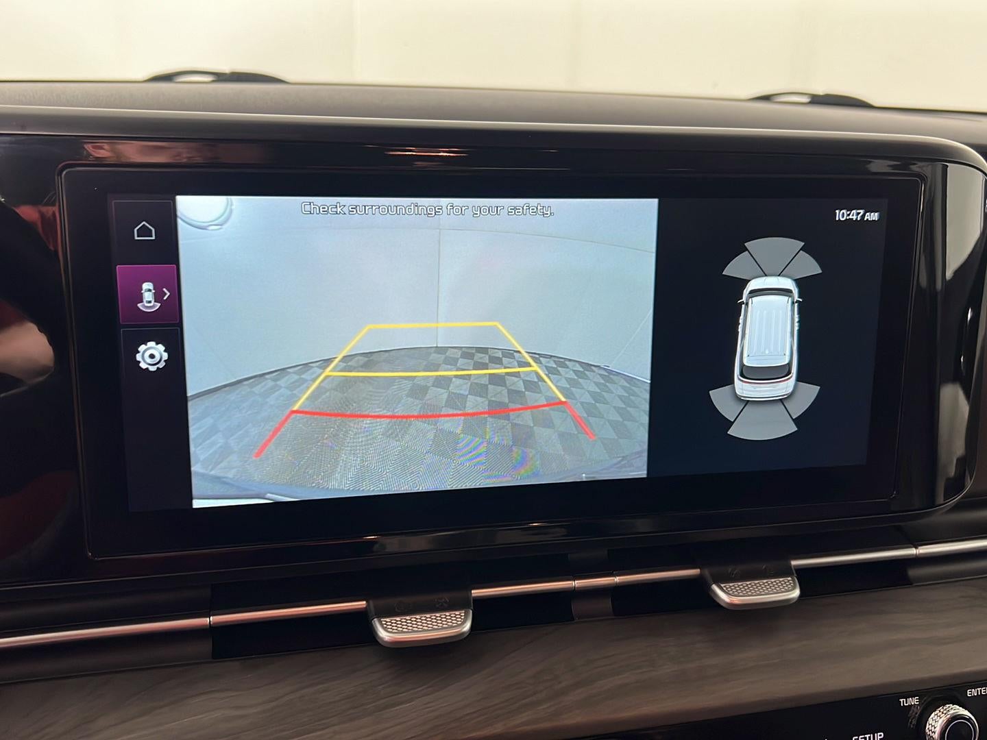 2024 Kia Carnival EX