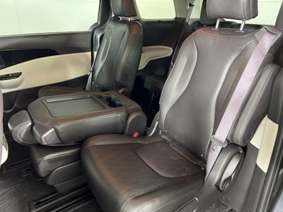 2023 Kia Carnival EX Certified