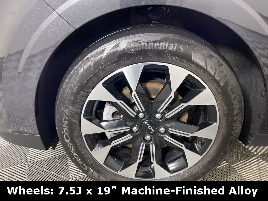 2023 Kia Carnival EX Certified