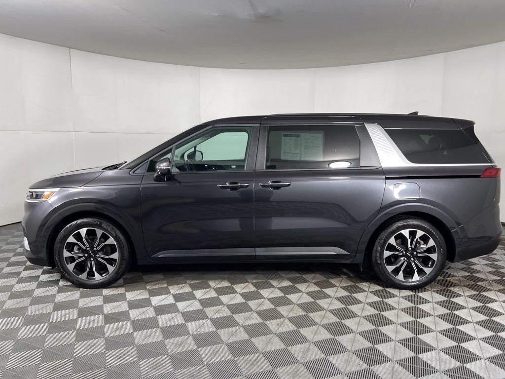 2023 Kia Carnival EX Certified