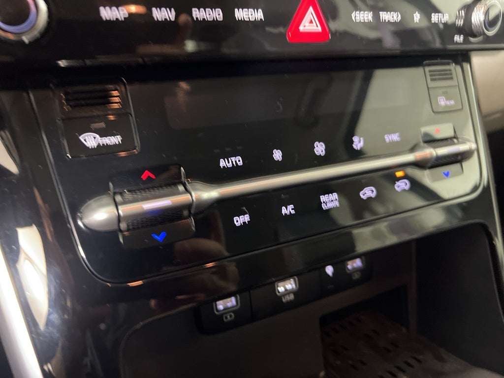 2023 Kia Carnival EX Certified