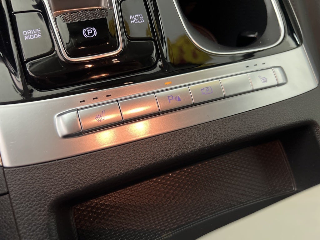 2023 Kia Carnival EX Certified