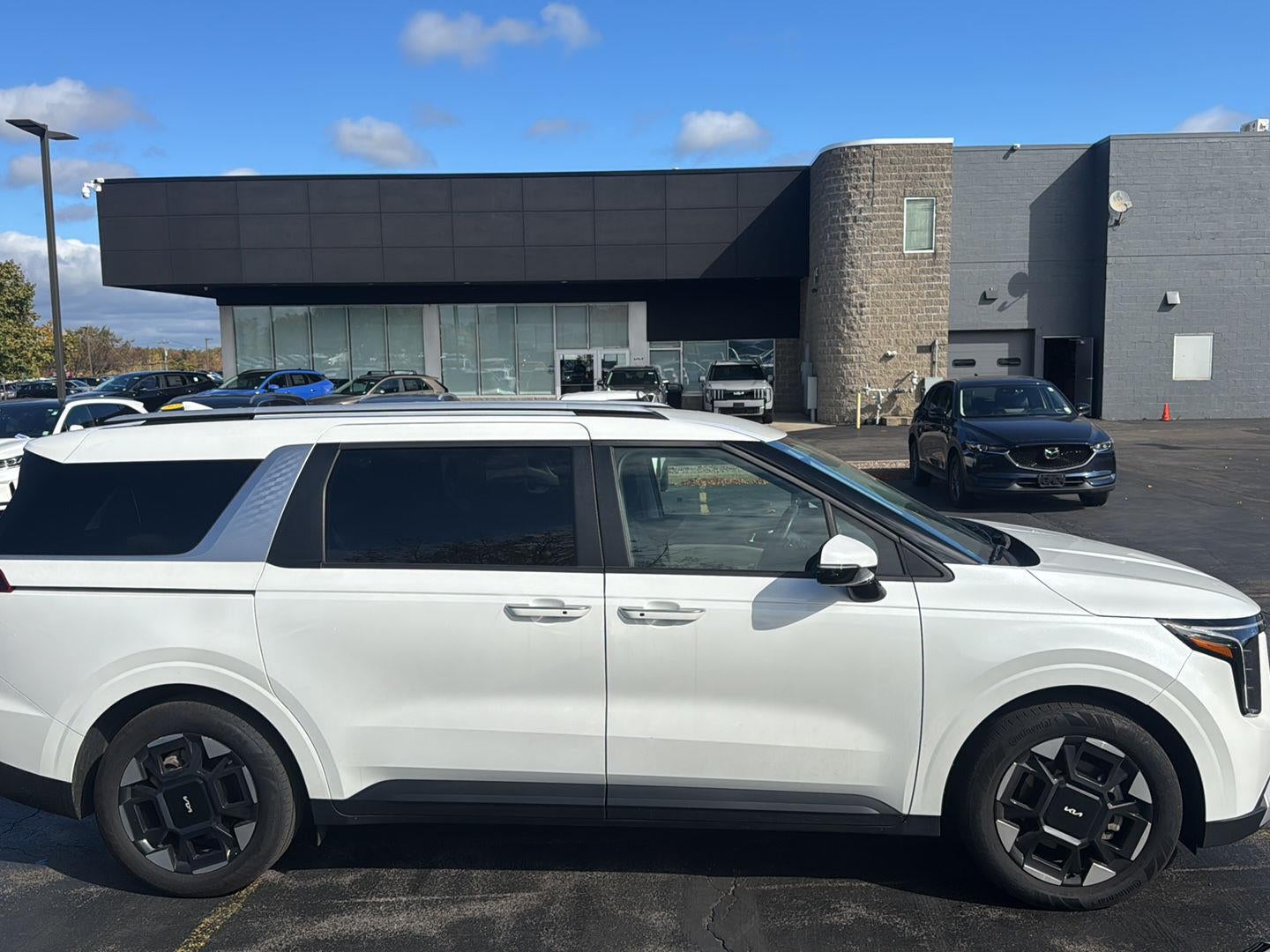 2025 Kia Carnival EX