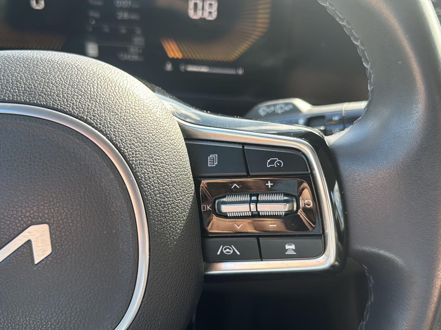 2025 Kia Carnival EX