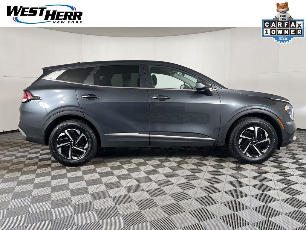 2023 Kia Sportage Hybrid LX AWD