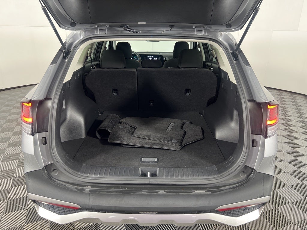 2023 Kia Sportage Hybrid LX AWD