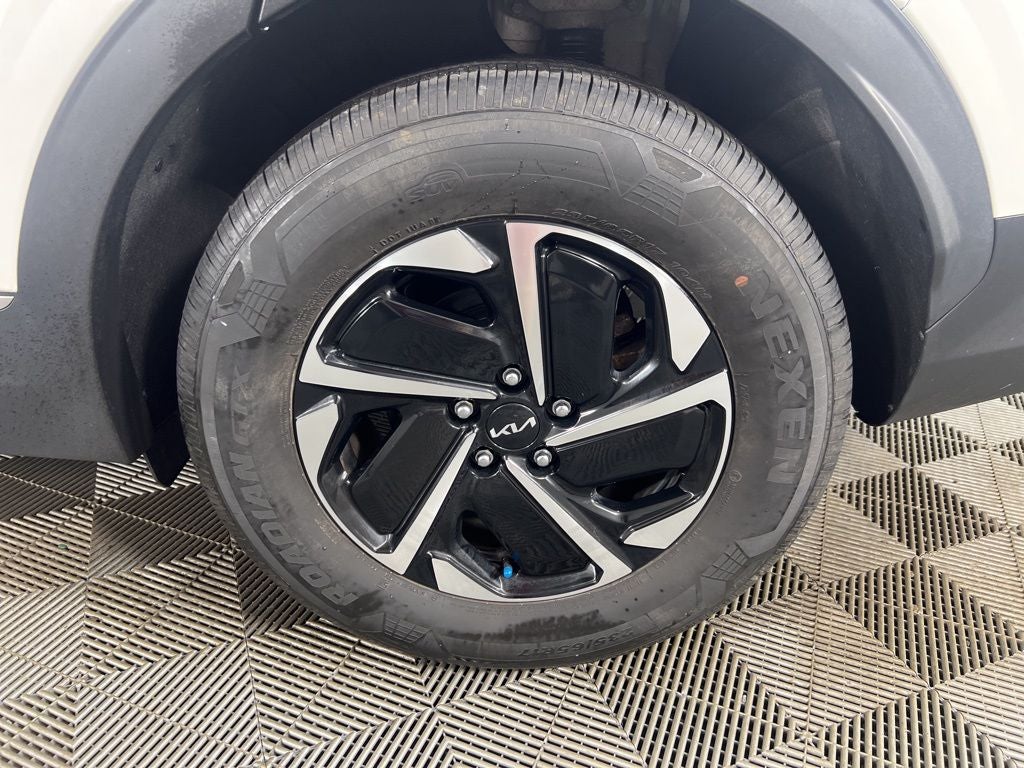 2023 Kia Sportage Hybrid LX AWD Certified