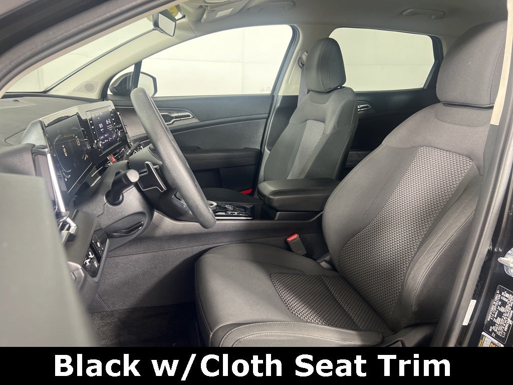 2023 Kia Sportage Hybrid LX AWD