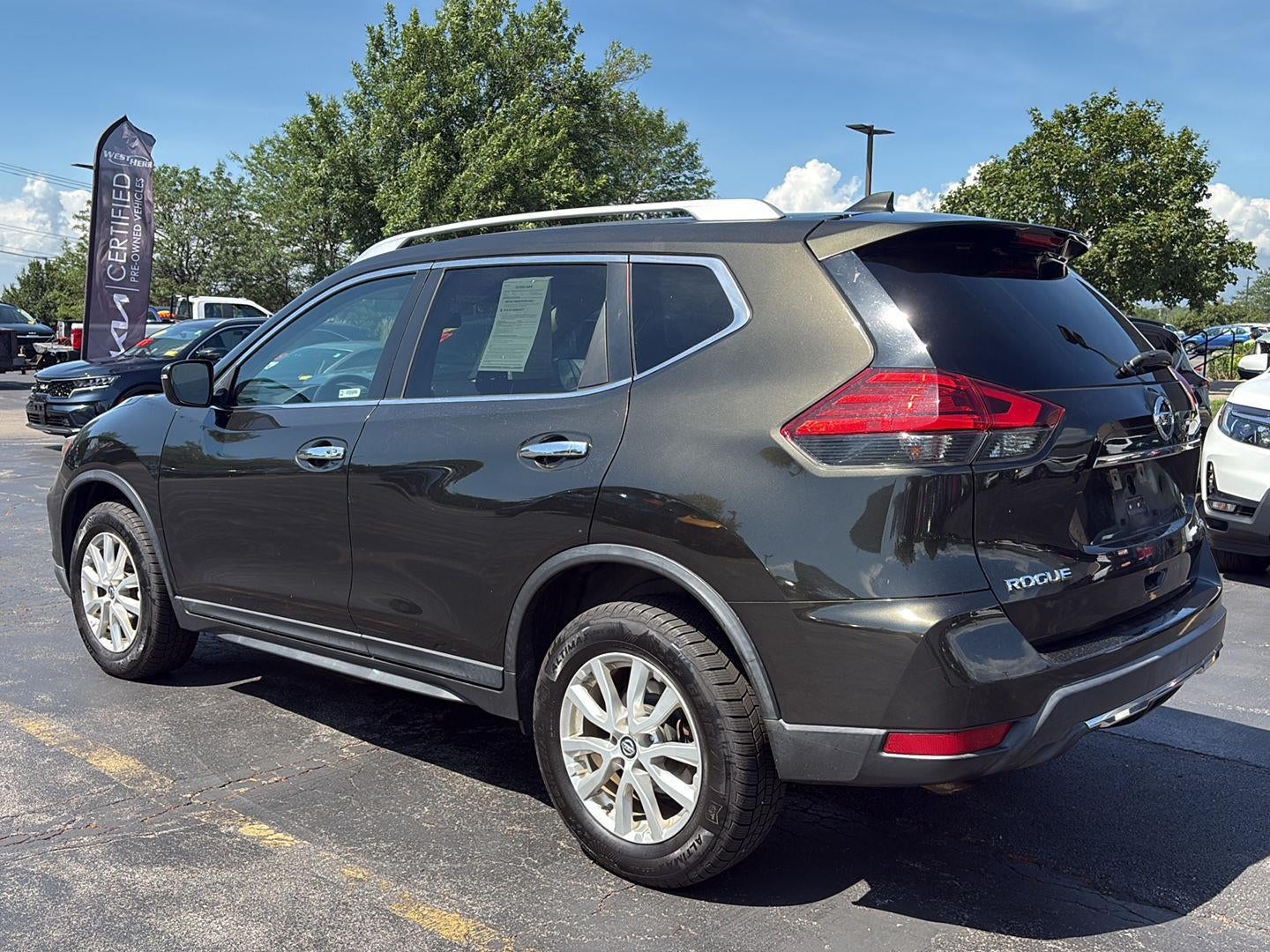 2017 Nissan Rogue SV