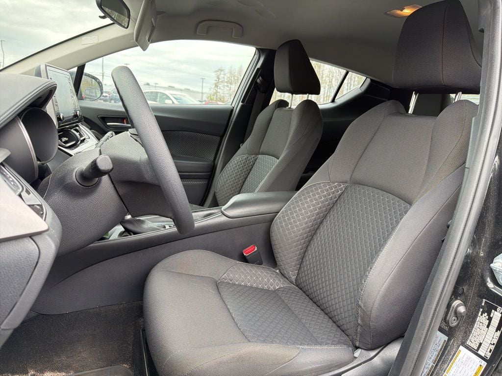 2021 Toyota C-HR LE