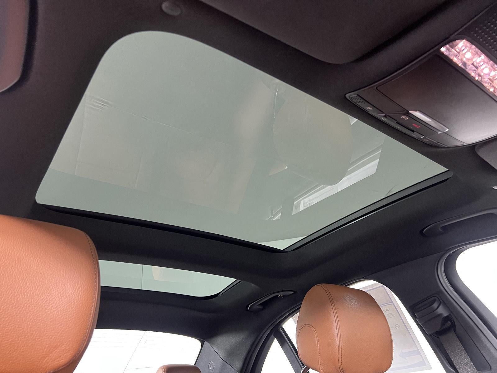 2021 Mercedes-Benz C-Class C 300