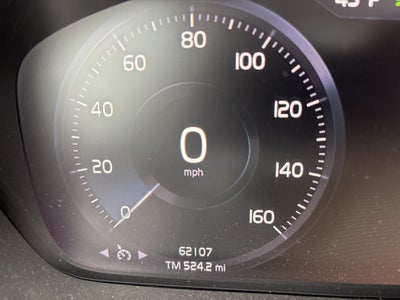 2021 Volvo XC40 T5 Inscription AWD