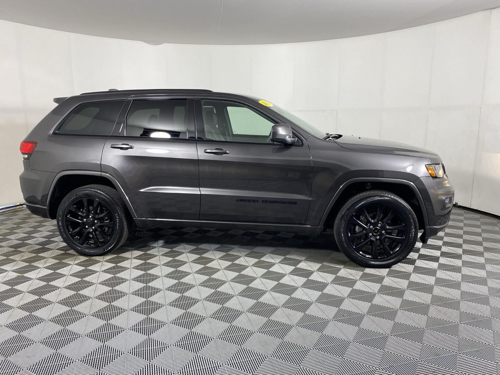 2020 Jeep Grand Cherokee Altitude