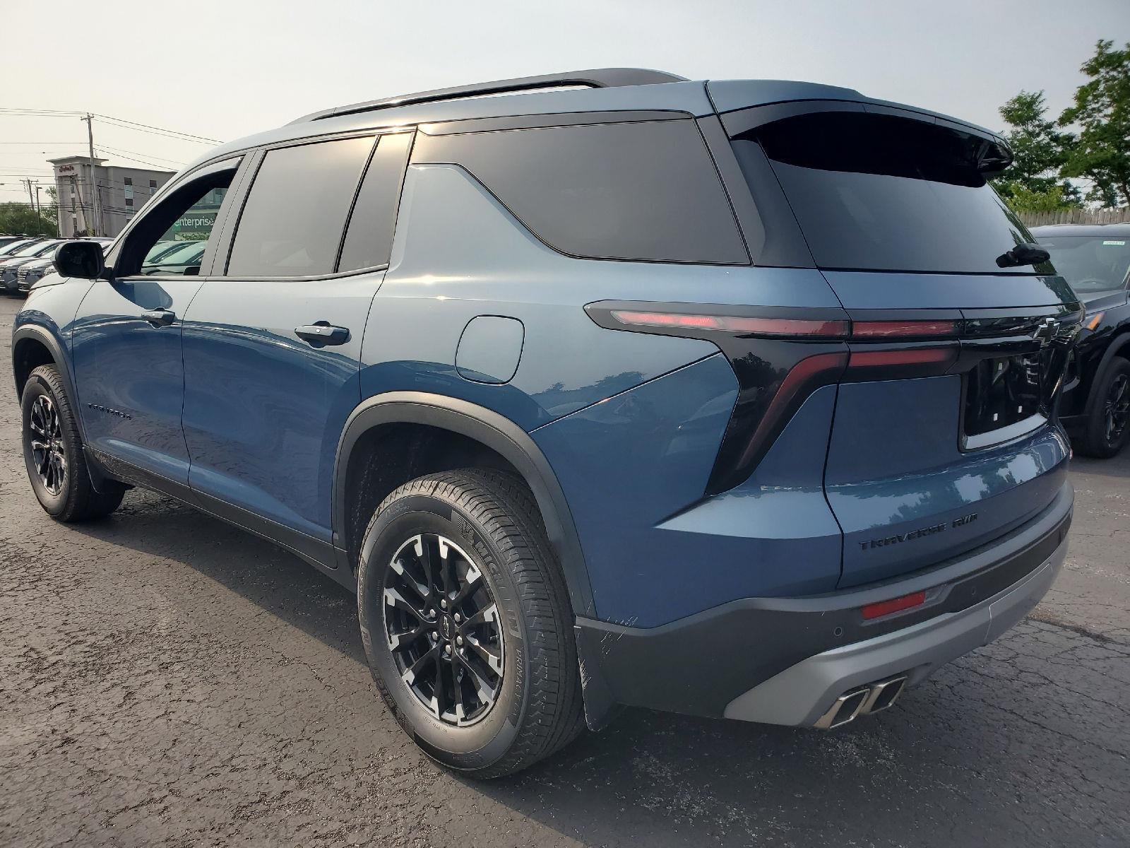 2024 Chevrolet Traverse Base